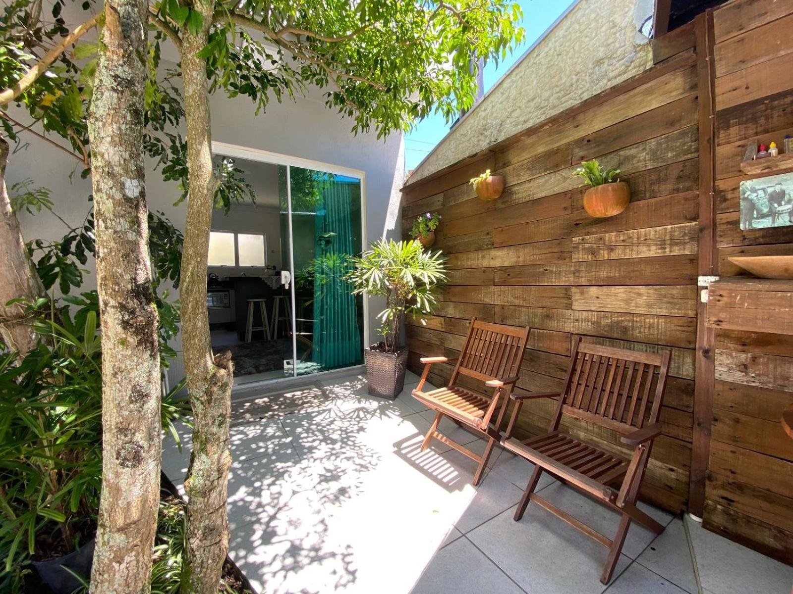 봄비나스 Residencial Com Piscina Possui Jacuzzi Aquecida Com Hidromassagem 빌라 외부 사진