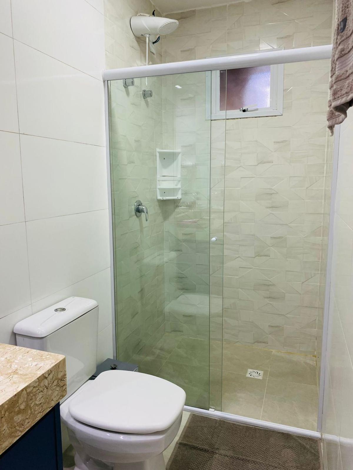 봄비나스 Residencial Com Piscina Possui Jacuzzi Aquecida Com Hidromassagem 빌라 외부 사진